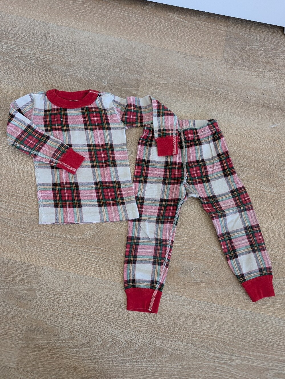 ✨4 for 12 Hanna Andersson Plaid Holiday Pajama Set | Size 3T